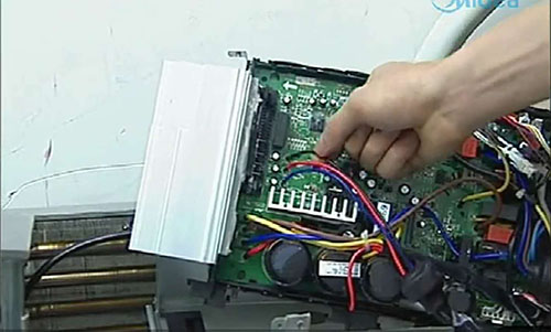 黄浦美的空调电话是多少